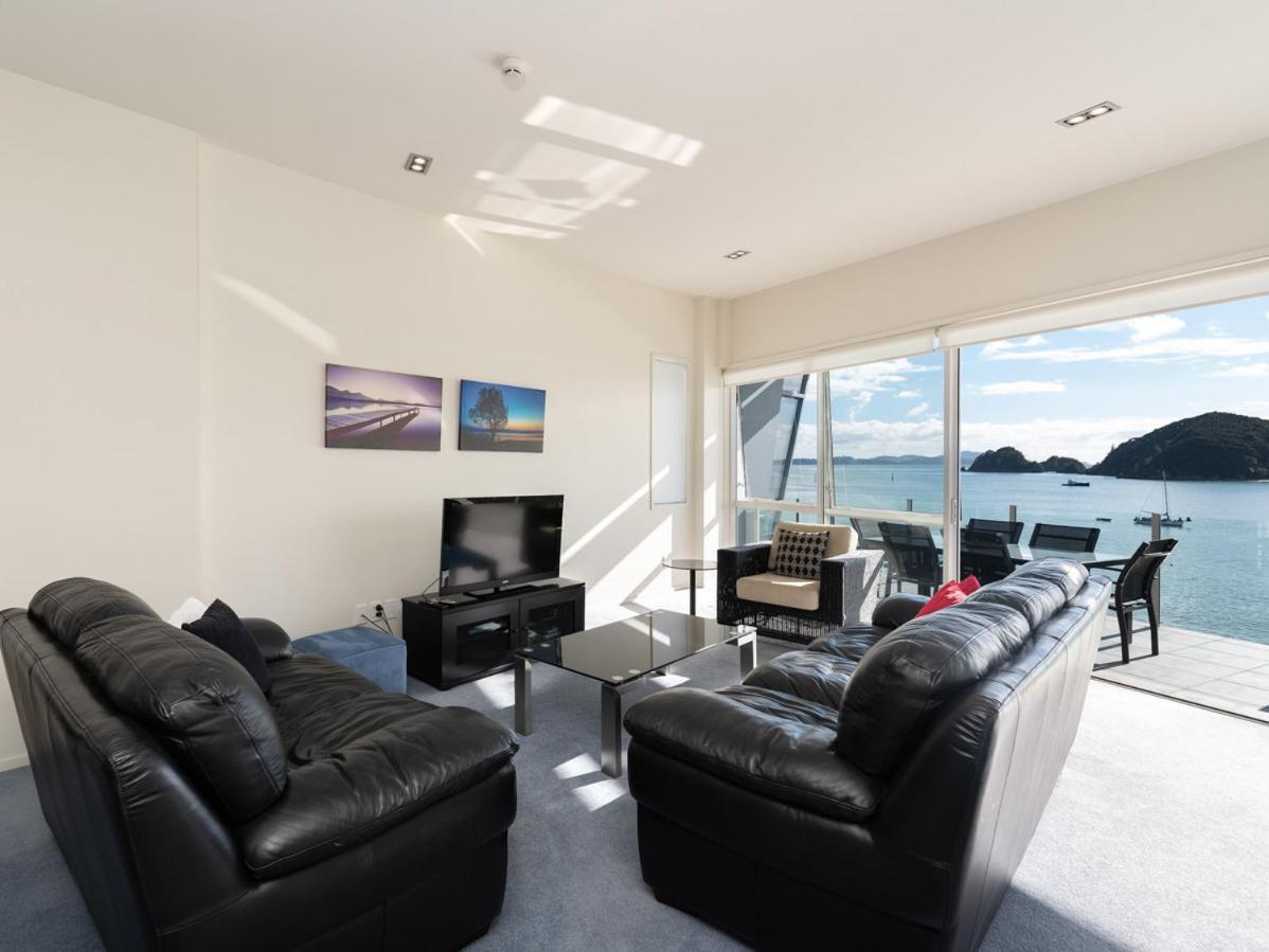 Sail Away - Waterfront Paihia Holiday Apartment エクステリア 写真
